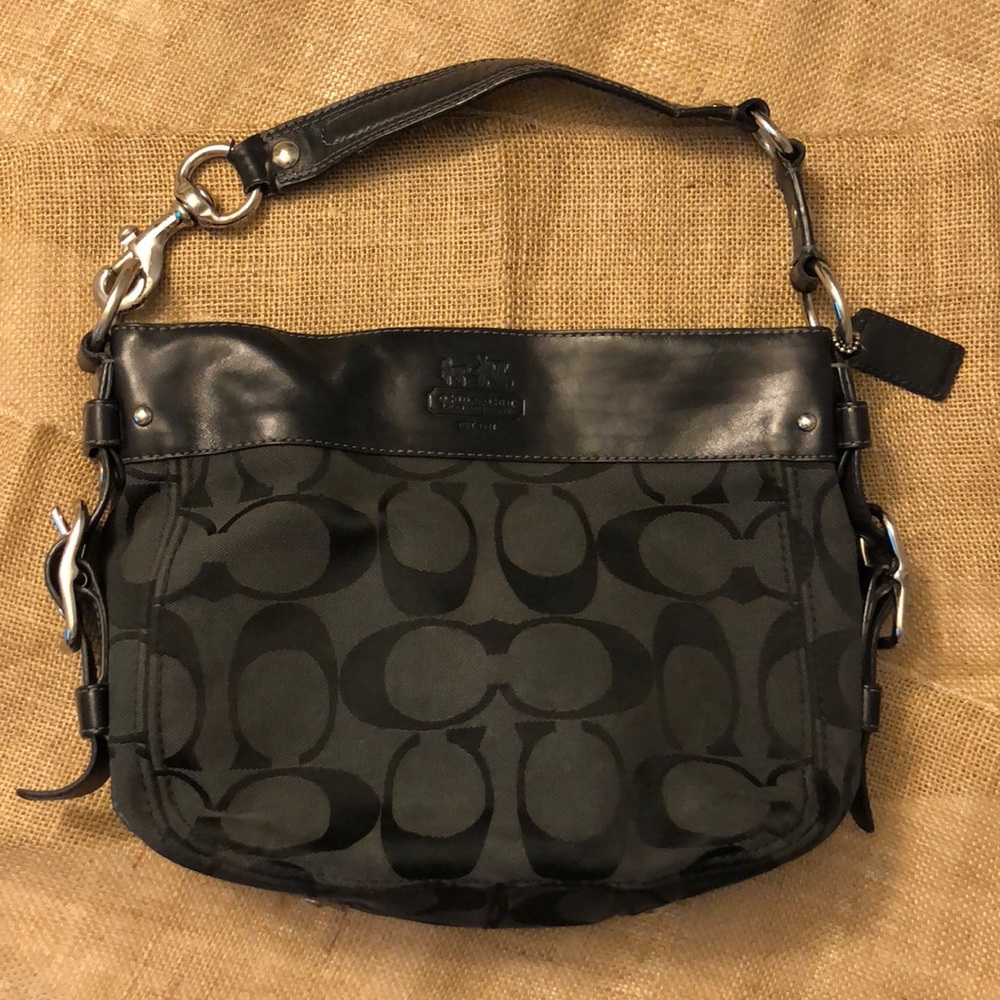 Coach Signature Zoe Shoulder Bag Black